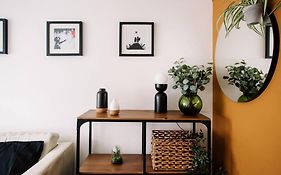 Modern & Stylish Home In The Heart Of Belfast